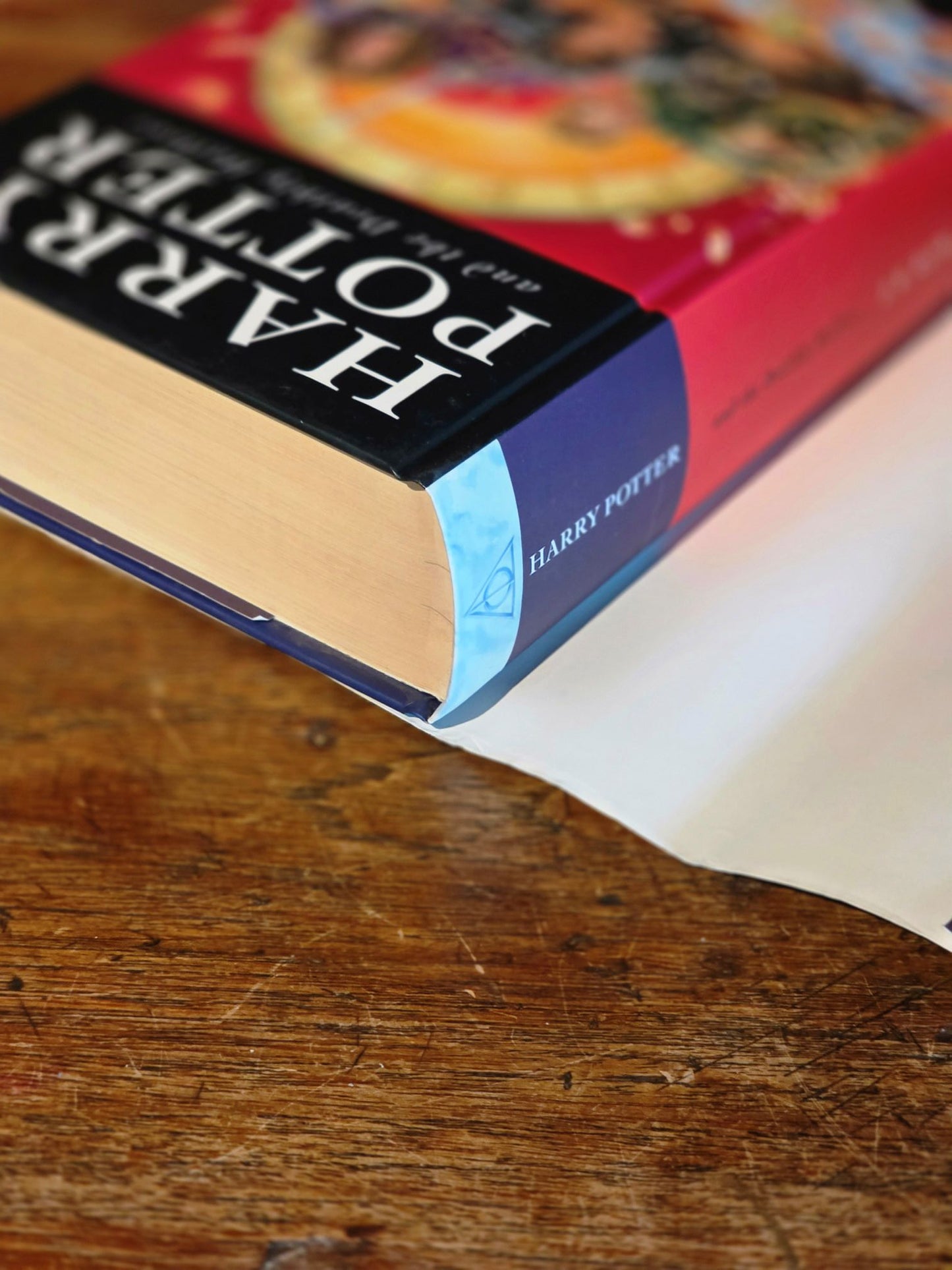 Harry Potter and the Deathly Hallows – Flat-signed first edition