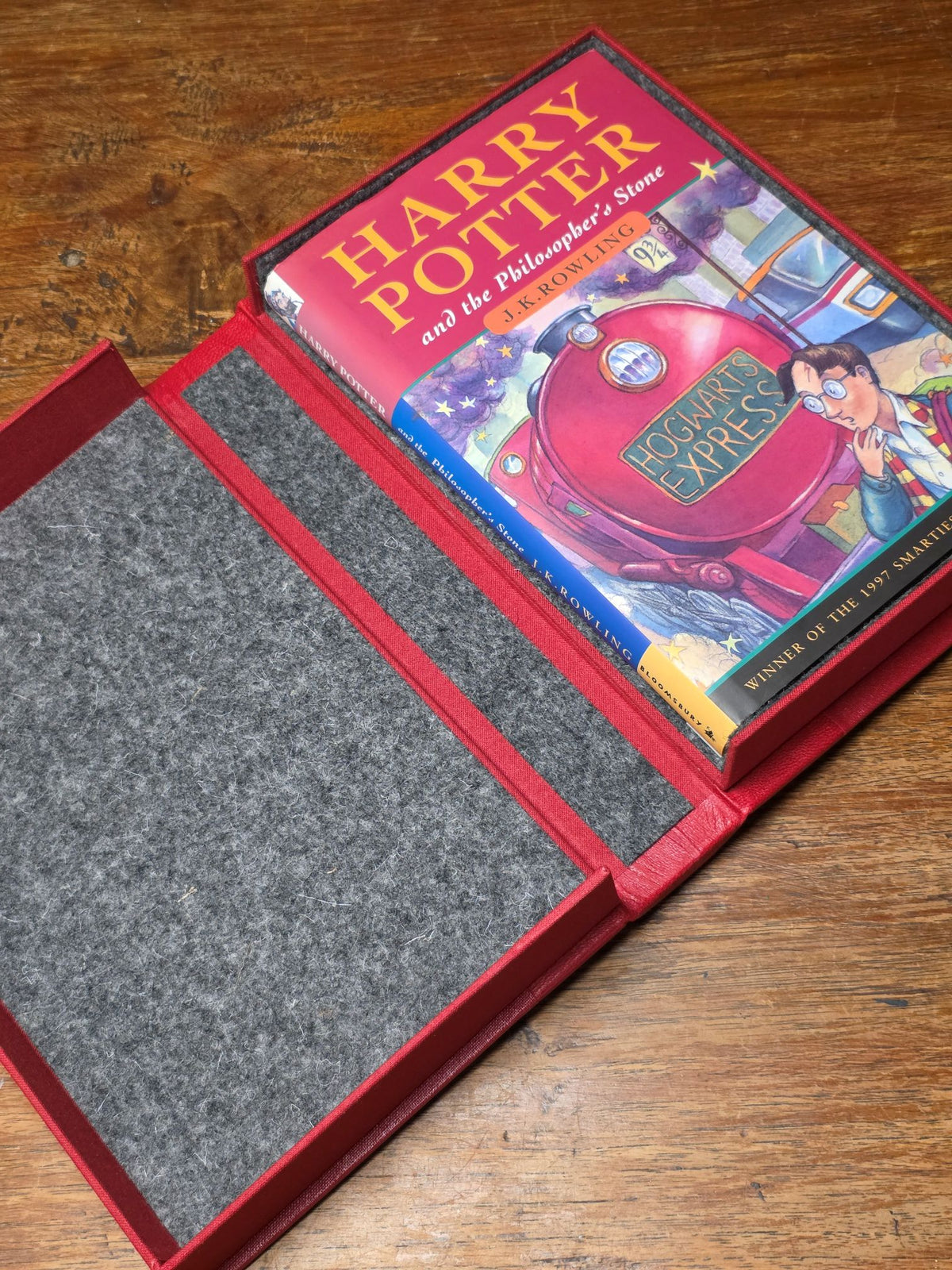 The Harry Potter series - An exceptional collection of eight signed first editions