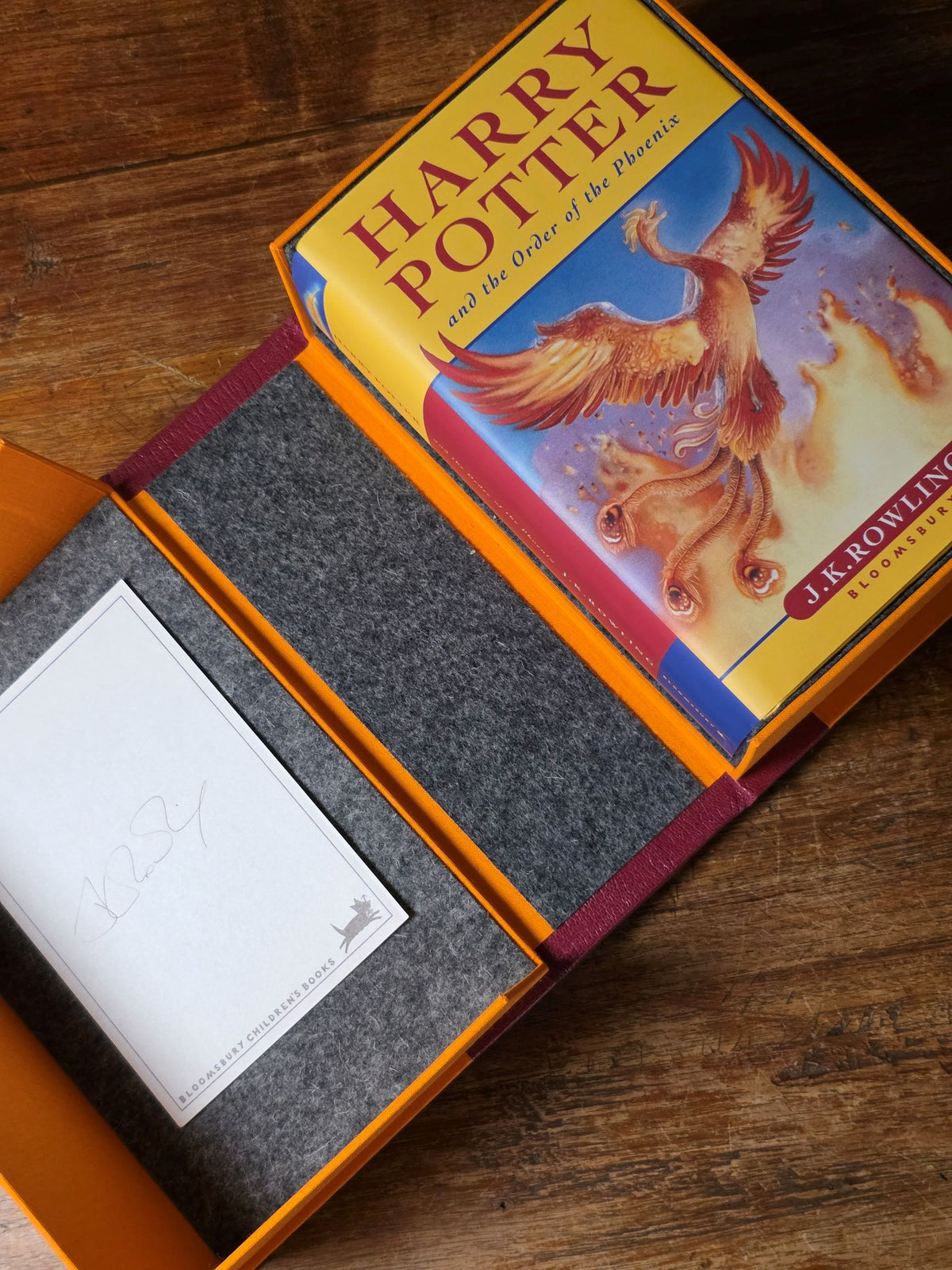 The Harry Potter series - An exceptional collection of eight signed first editions