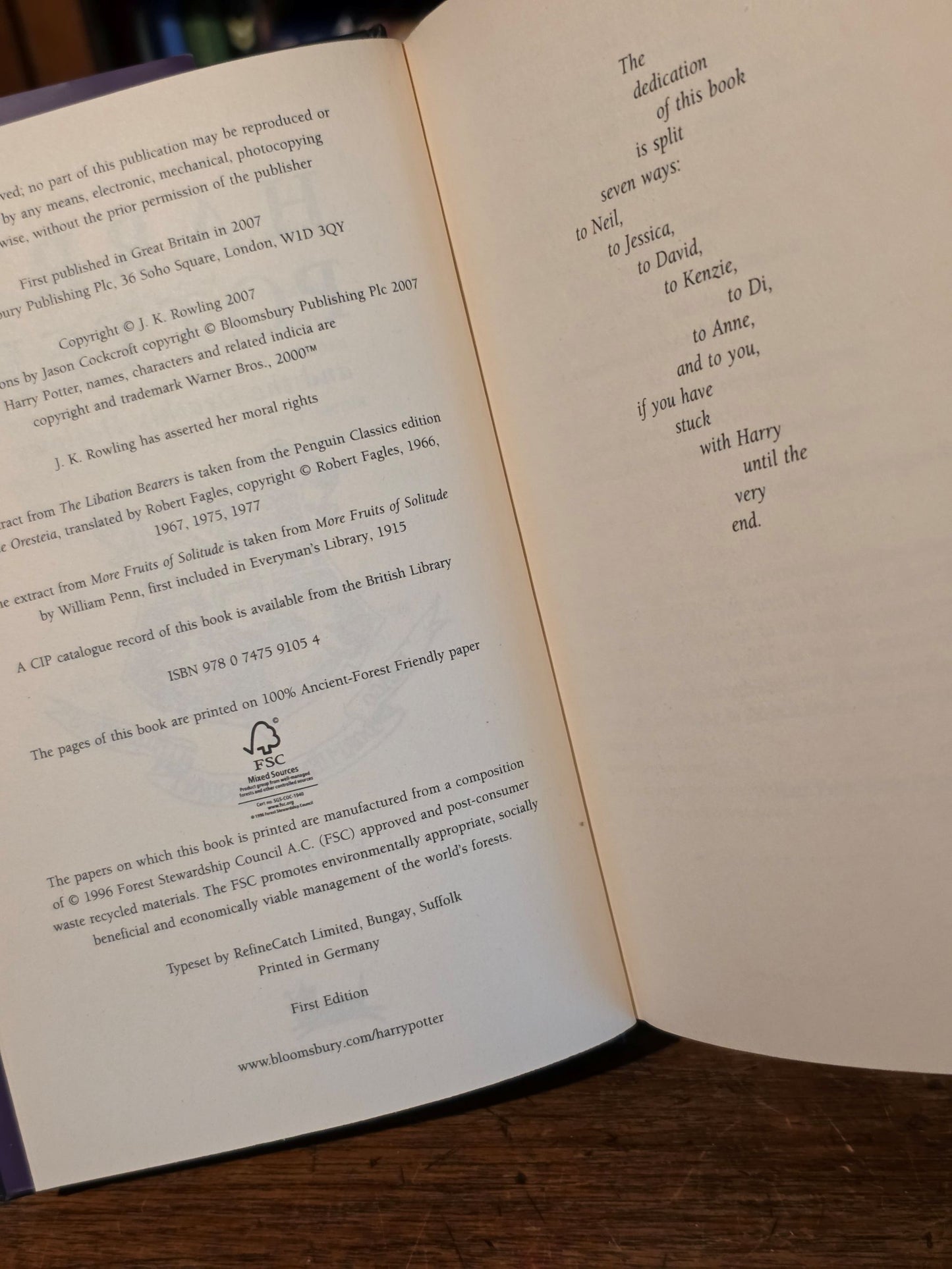 The Harry Potter series – Full set original Hardback first editions, first printings – Scarse 2020 signed J.K. Rowling photo included