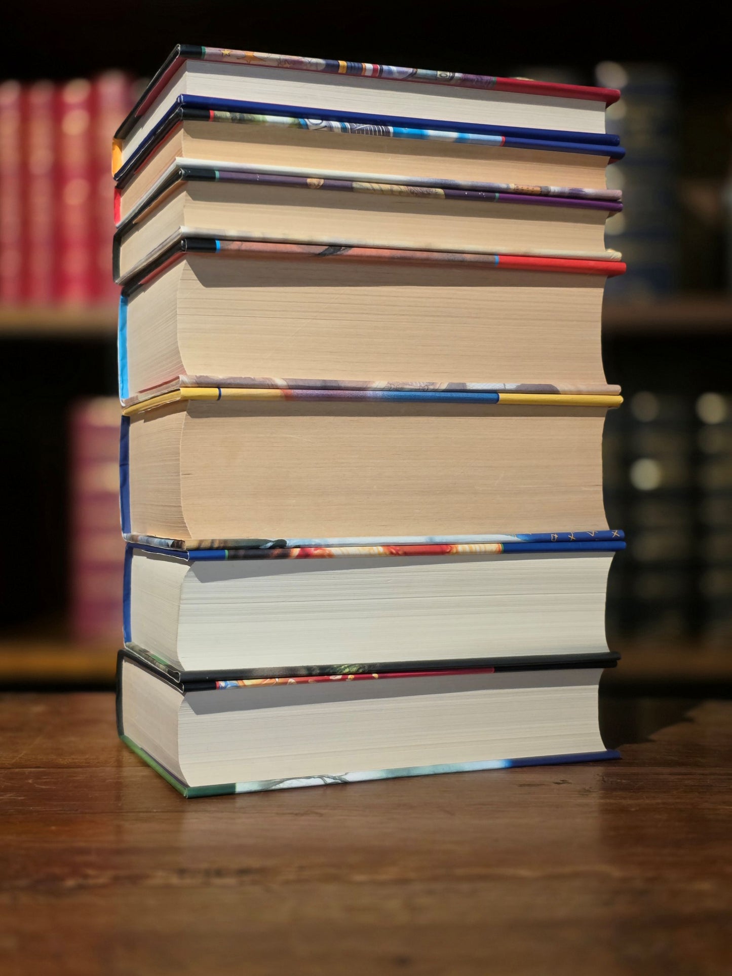 The Harry Potter series – Full set original Hardback first editions, first printings – Scarse 2020 signed J.K. Rowling photo included