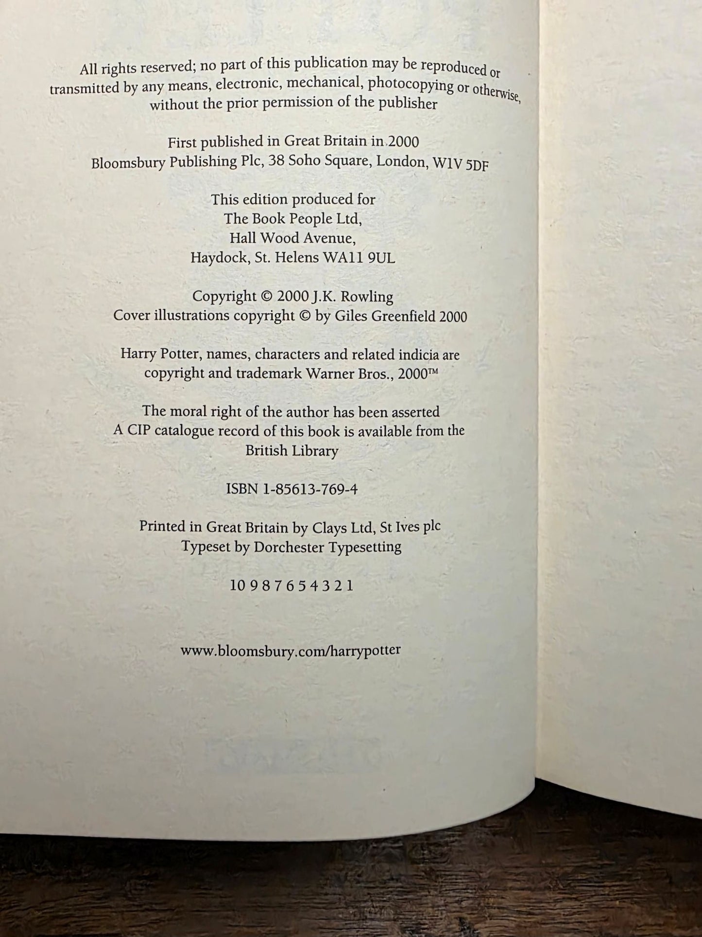 Harry Potter and the Goblet of Fire – Exceptionaly rare signed Ted Smart edition