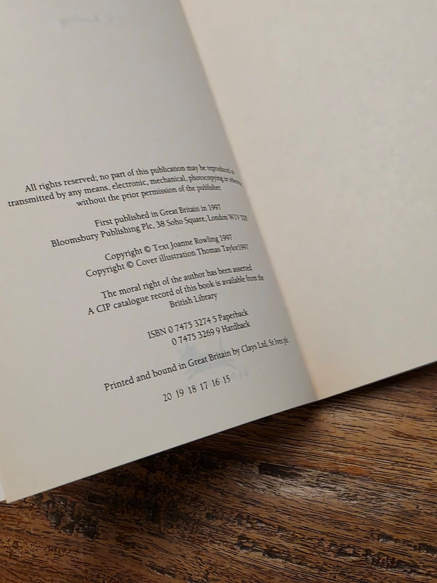 Harry Potter and the Philosopher's Stone - Inscribed 15th printing