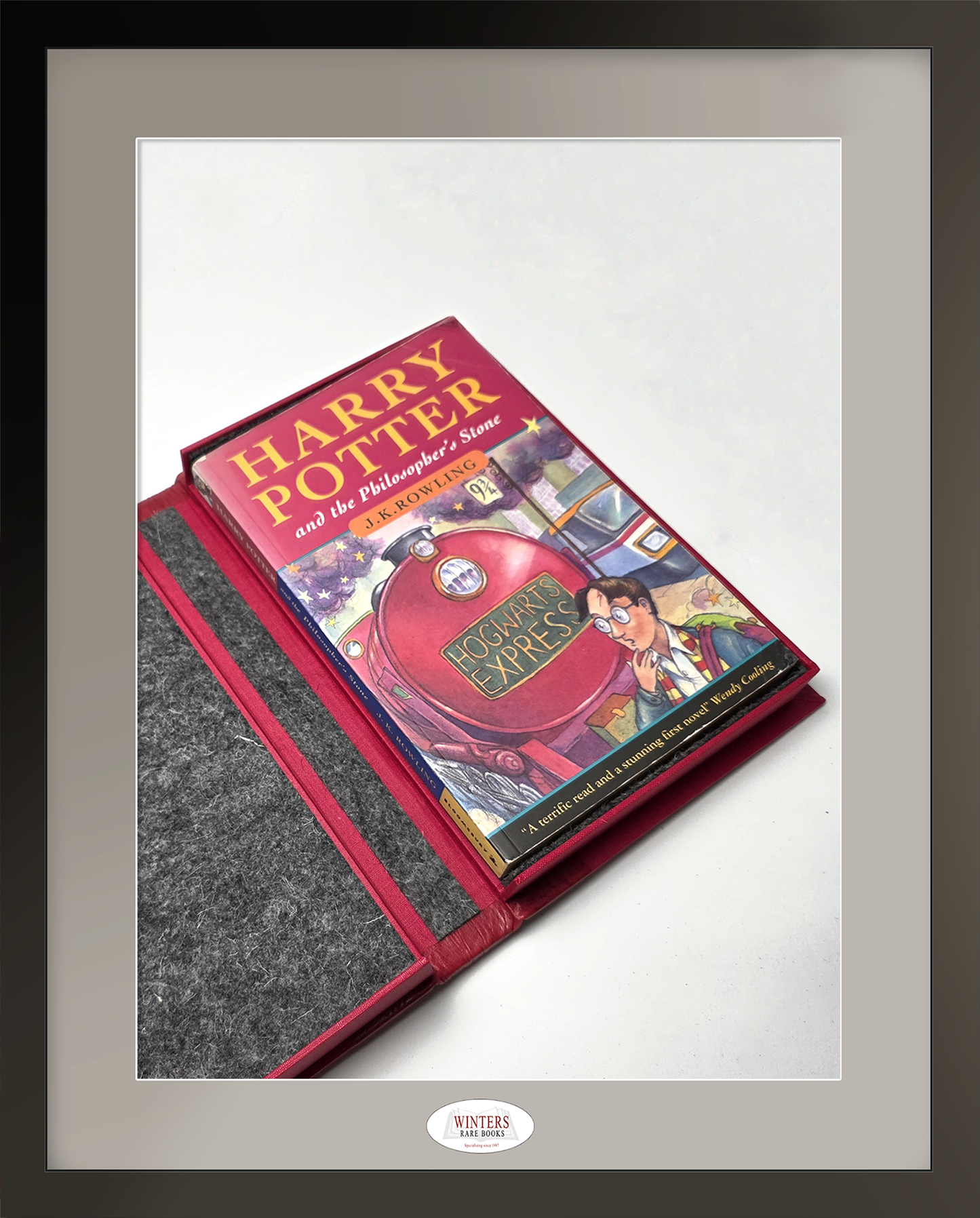 Harry Potter and The philosopher's Stone – First paperback edition, first printing