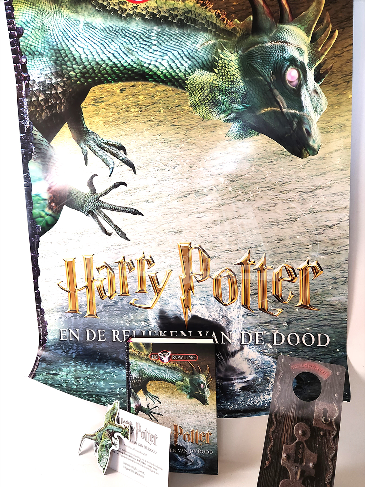 First Dutch printing Harry Potter and the Deathly Hallows - Publishers employee copy with promo set.